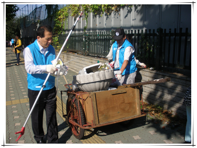 구의3동 뒷골목 대청소날(09.27)  