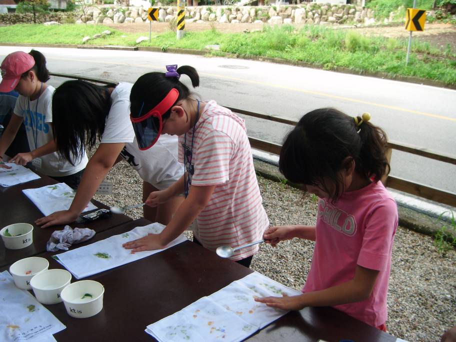 손수건꽃물들이기체험