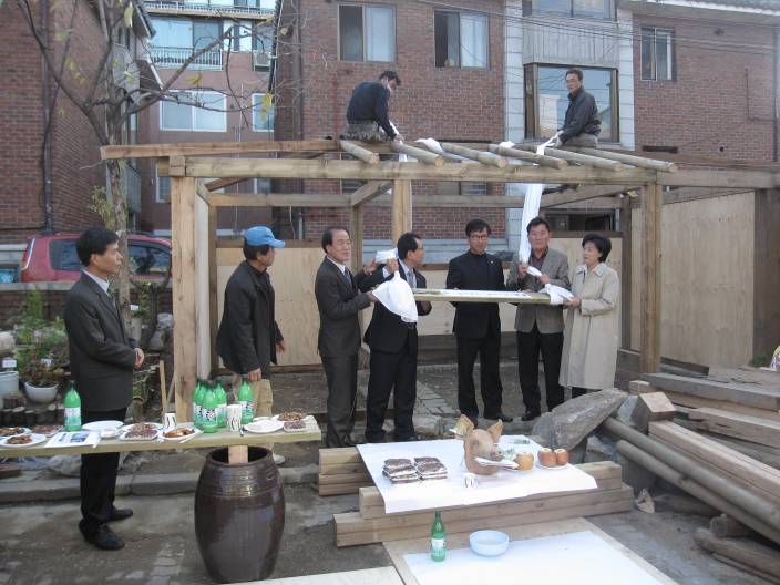 11.12 중곡1동 주민센터 정원 공사 상량식(2)