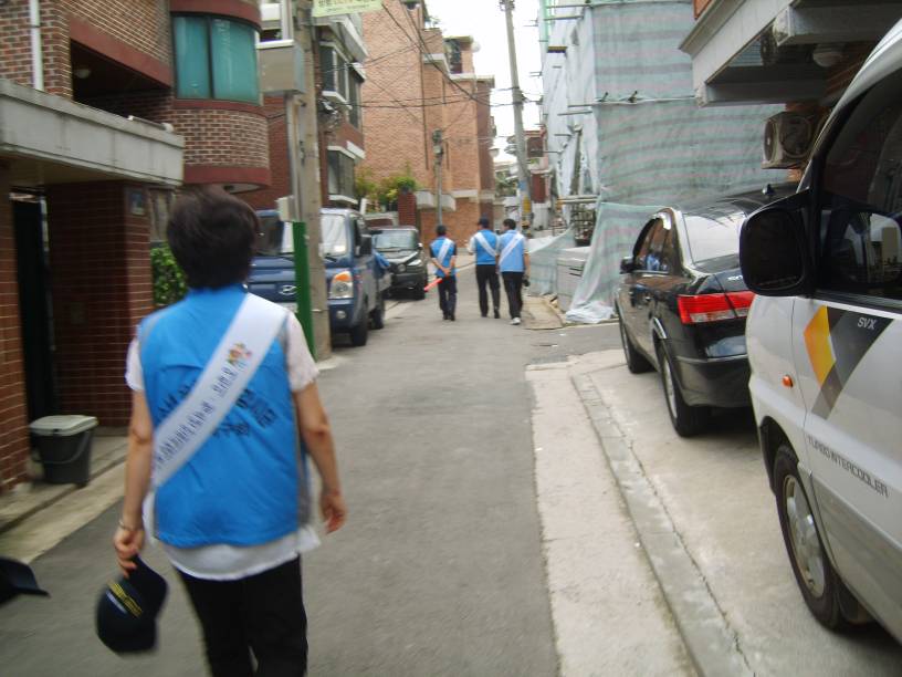 안전지킴이 순찰모습(청소년선도육성회)