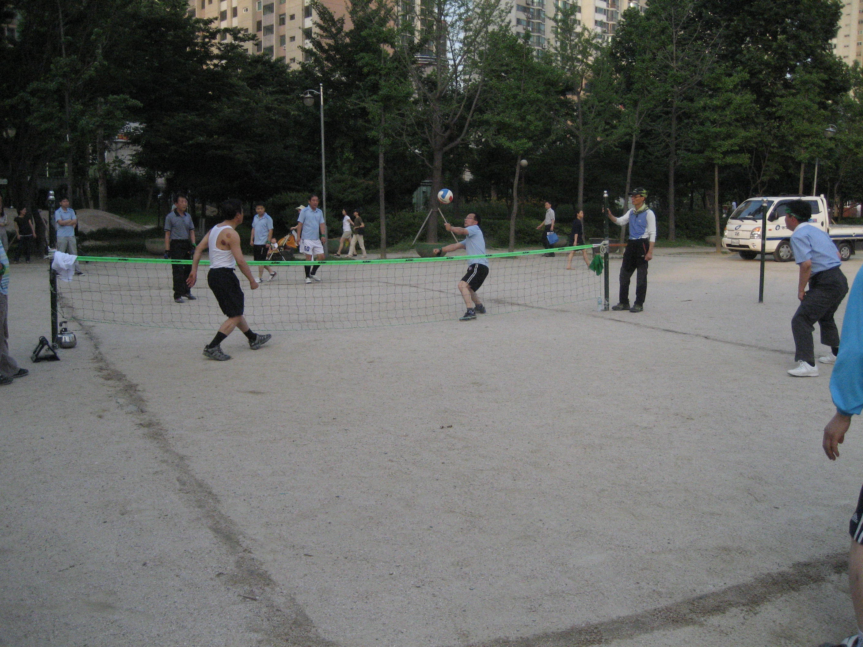 주민자치VS직원 친선족구대회(2010.7.9)