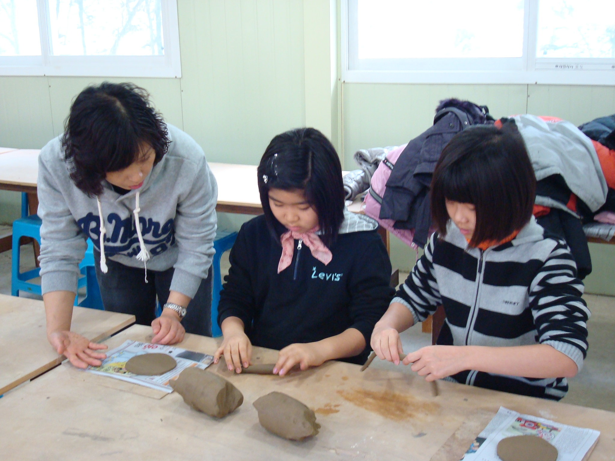역사여행과 함께하는 신나는 도자기체험