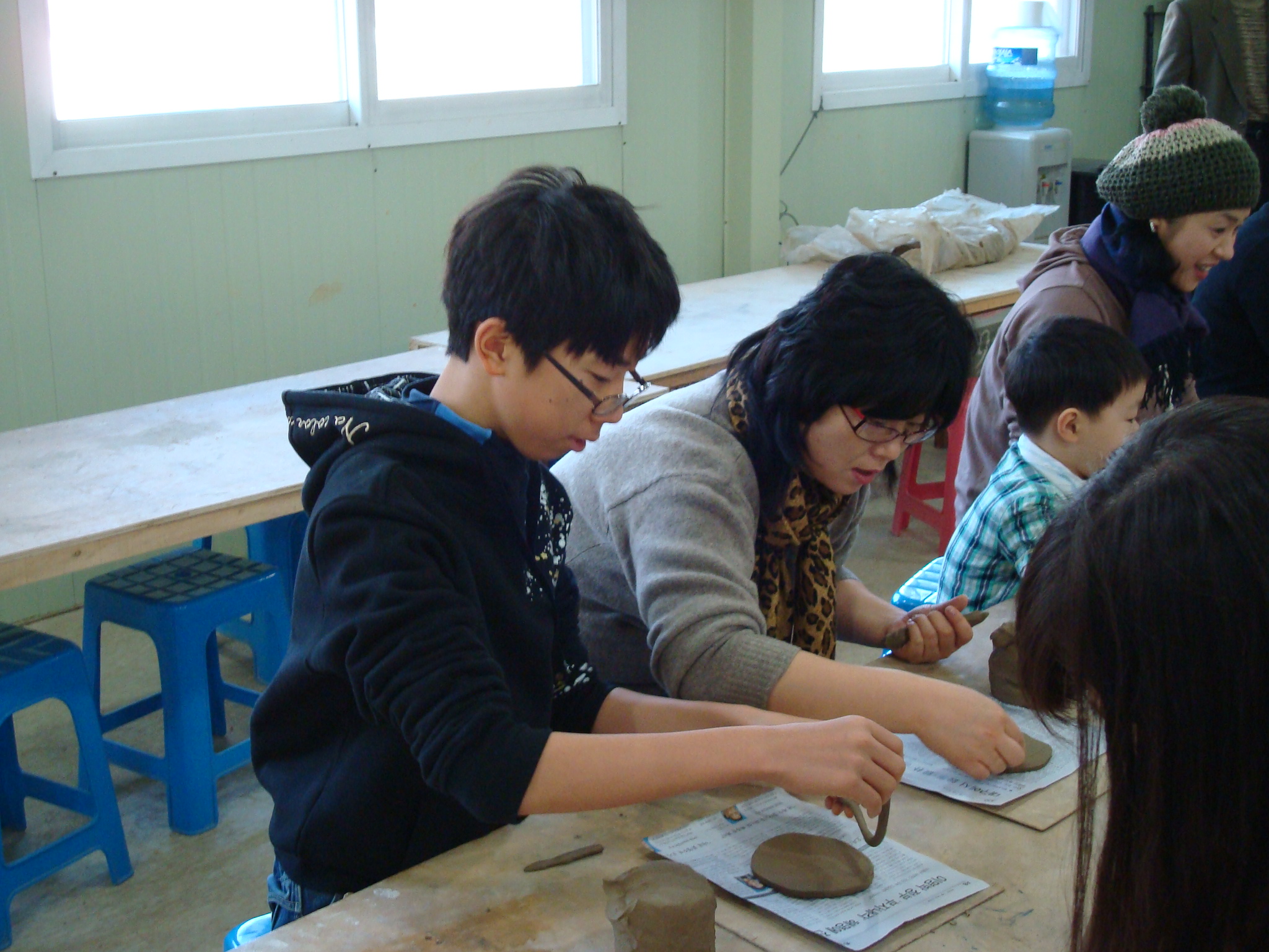 역사여행과 함께하는 신나는 도자기 체험