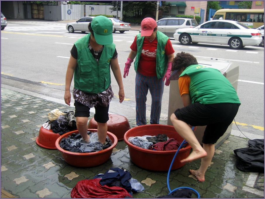 사랑의 집수리 봉사단의 끝없는 봉사활동(09.06.26)