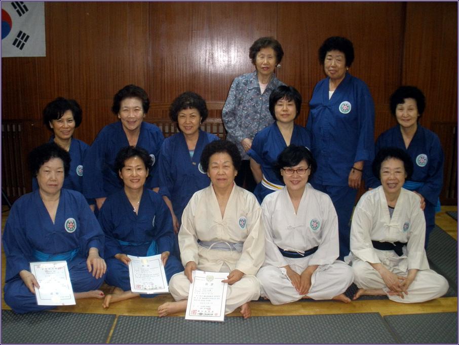 단전호흡아침A반 승단식(09.06.10)