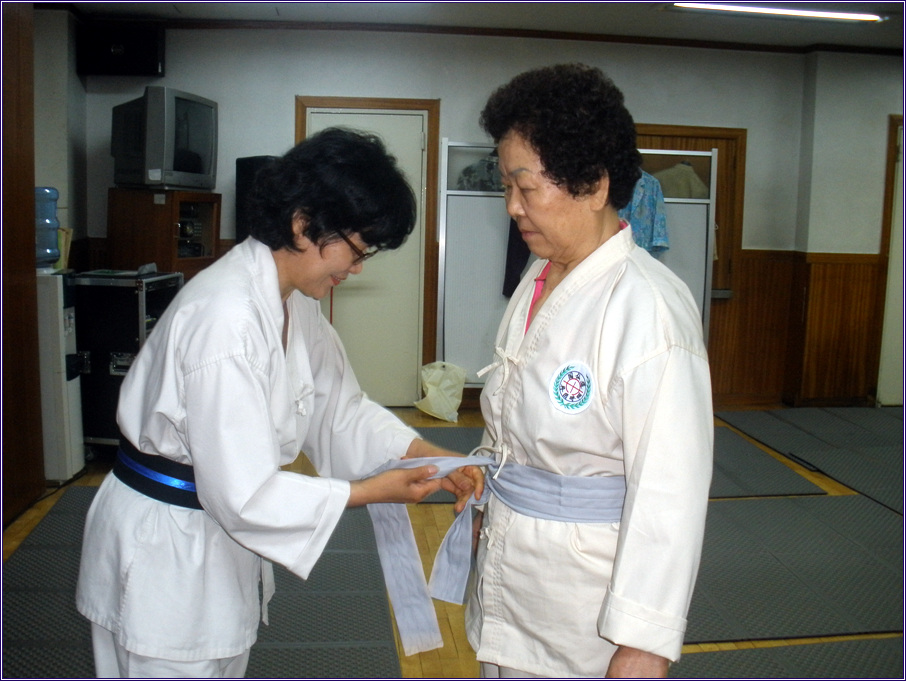 단전호흡아침A반 승단식(09.06.10)