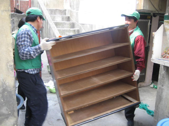 2009.04.03(금)에 실시한 두번째 사랑의 집수리 현장입니다. 