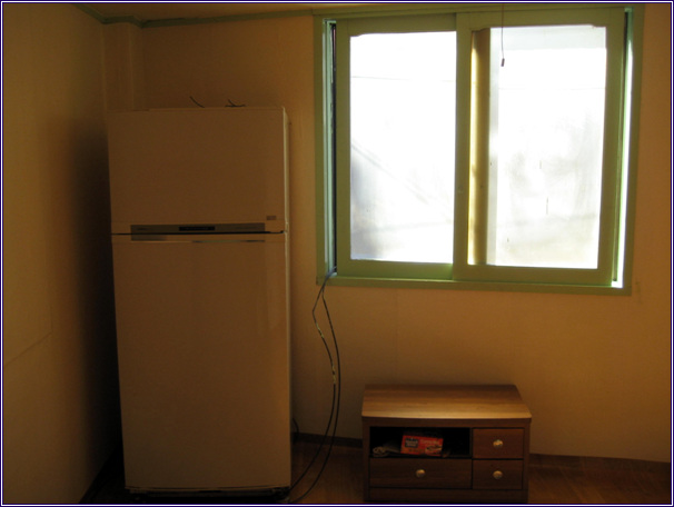 사랑을 나누는 집수리 봉사(2009.03.14)- 도배후