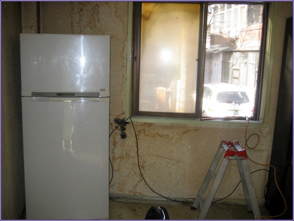 사랑을 나누는 집수리 봉사(2009.03.14)- 도배전