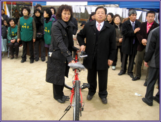 (2/6) 주민화합 구의3동 윷놀이 대회-아파트대항전