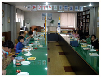 아이들과 함께한 새마을 문고 홍보 & 독서토론회 