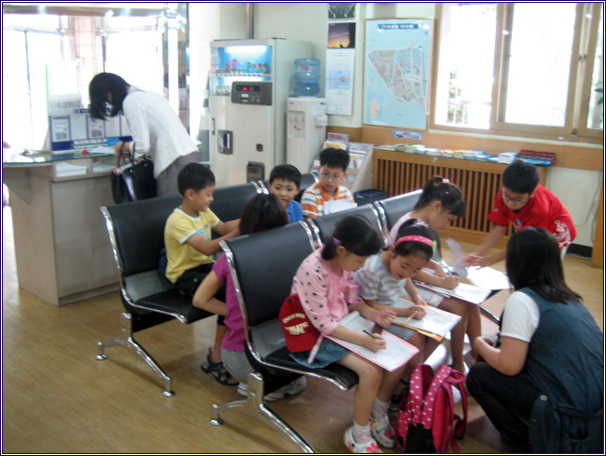 구남초등학생 *우리동네알아보기* 동주민센터 방문(2008.09.11~09.12)