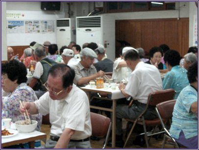 어르신사랑의점심드리기행사(08.08.21)