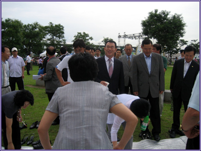 직거래 장터 및 열린음악회 (08. 08. 15)