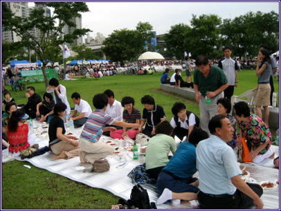 직거래 장터 및 열린음악회 (08. 08. 15)