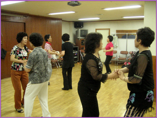  구의3동 주민자치센터 댄스중급반 소개 