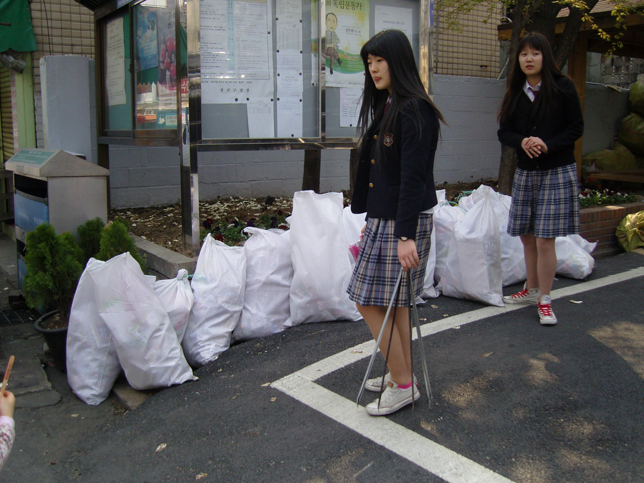 학생환경자율봉사단 청소실적2 