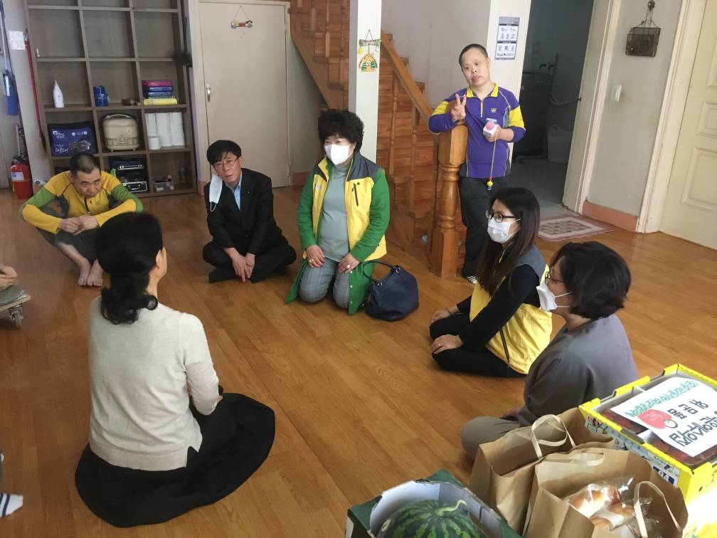 장애인시설 방문 및 간식전달