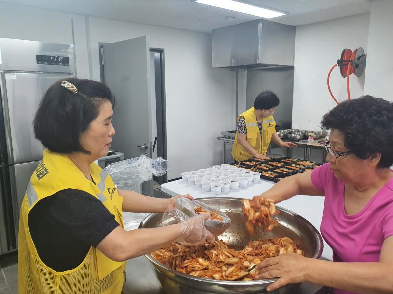 소통하고 나누는 기쁨 공유냉장고 반찬나눔