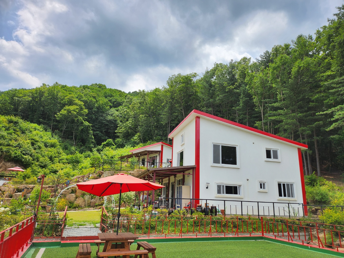 그림입니다.  원본 그림의 이름: 원예치유센터_20240625_125455289_03.jpg  원본 그림의 크기: 가로 1400pixel, 세로 1050pixel