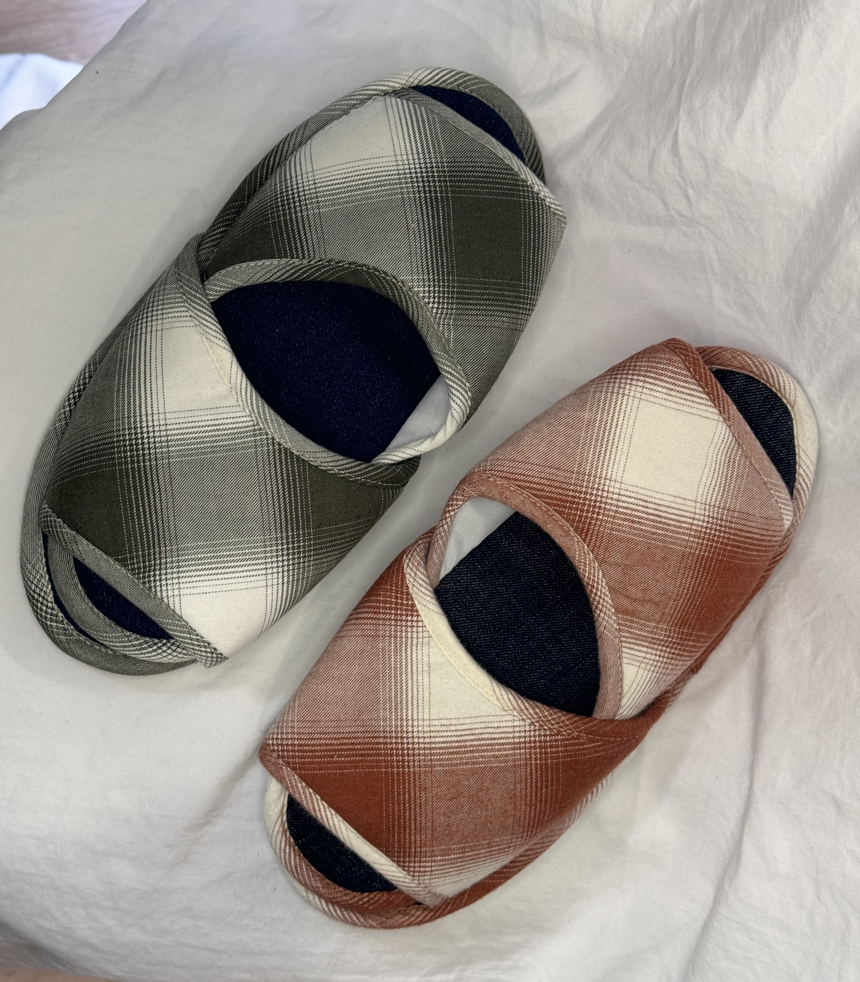 그림입니다.  원본 그림의 이름: 1731296239783-5.jpg  원본 그림의 크기: 가로 2844pixel, 세로 3246pixel  카메라 제조 업체 : Apple  카메라 모델 : iPhone 15 Pro  F-스톱 : 1.8  노출 시간 : 1/60초  ISO 감도 : 125  35mm 초점 거리 : 48  프로그램 노출 : 자동 제어 모드  측광 모드 : 평가 측광  플래시 모드 : 플래시 끔  EXIF 버전 : 0232