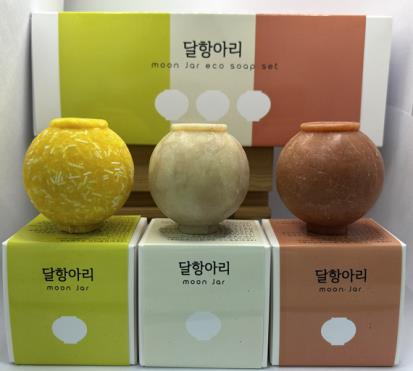 그림입니다.  원본 그림의 이름: 달항아리비누.jpg  원본 그림의 크기: 가로 413pixel, 세로 371pixel